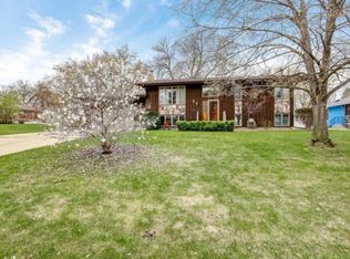 6873 7th St NE, Fridley, MN 55432