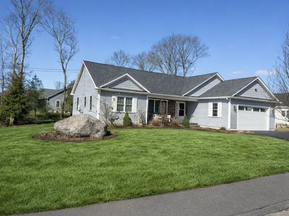 49 Pheasant Hill Rd, Attleboro, MA 02703