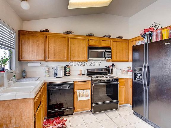 3rd image of 8208 Pompano Beach Ln
