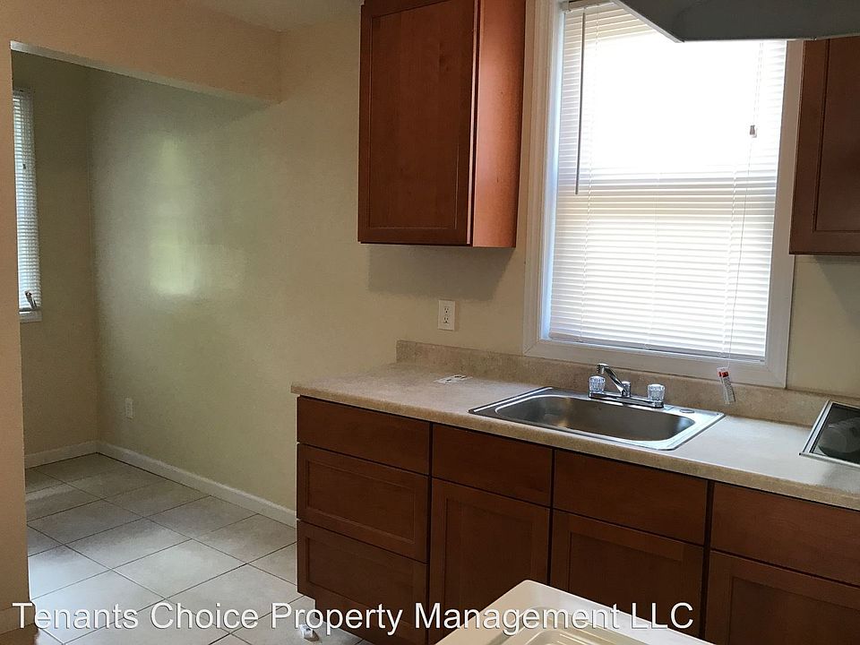 2nd image of 188 S 9th St #1