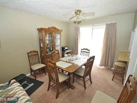2nd image of 1011 Kensington Way