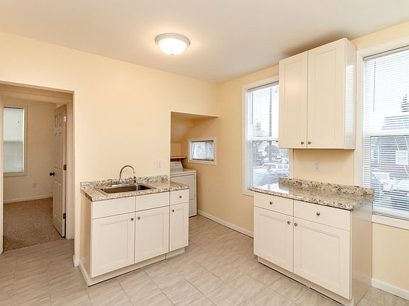 5th image of 1017 S I St APT 1
