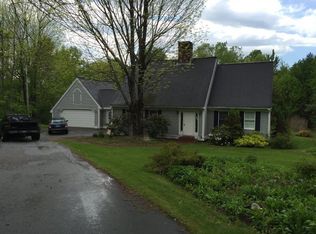 209 Pond Rd, Manchester, ME 04351