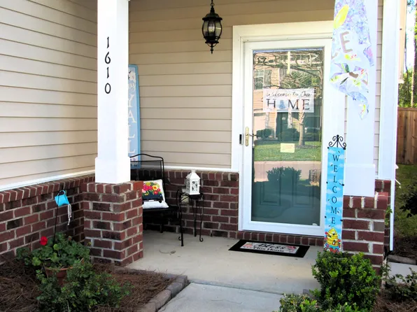 1610 Eider Down Dr, Summerville, SC 29483