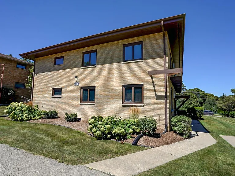 4918 Ascot Ln #2 — Photo 21