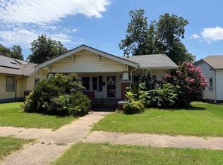 1919 W Cherokee Ave, Enid, OK 73703