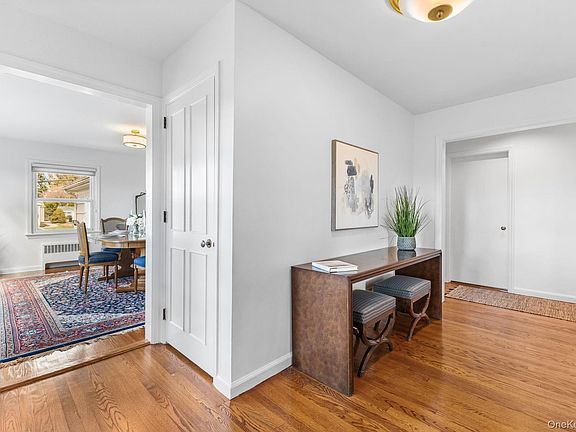 5th image of 20 Meadow Road