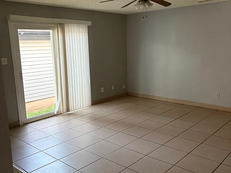 9838 Jenson Point — Photo 7