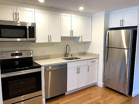 1st image of 280 19th St #3D