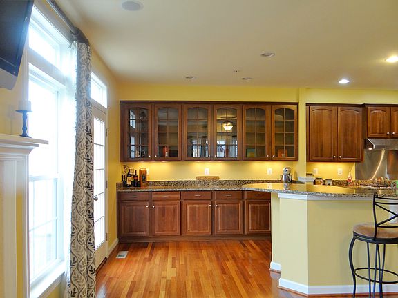 Extended bakers cabinets
