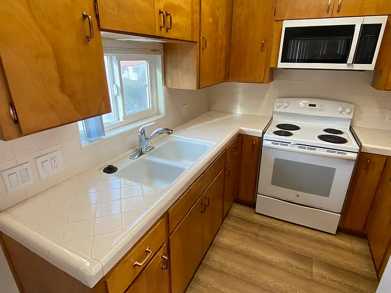 3113 Dickens St #D — Photo 5