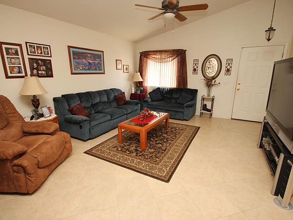 3rd image of 4482 W Holly Berry Way