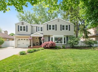 2331 Wilshire Dr SE, East Grand Rapids, MI