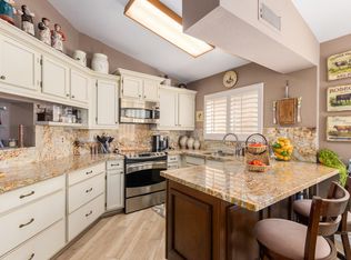 17075 N Moccasin Trl, Surprise, AZ 85374