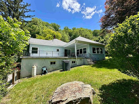 2nd image of 136 Klondike Dr