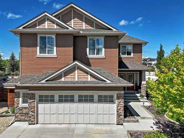 121 S Drake Landing Mnr, Okotoks, AB T1S 0E7