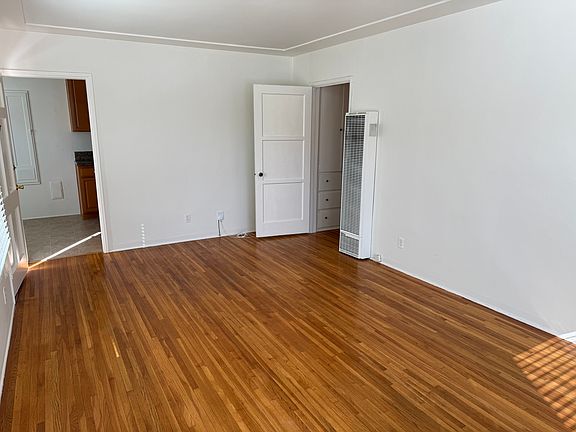 5th image of 221 N Atlantic Blvd