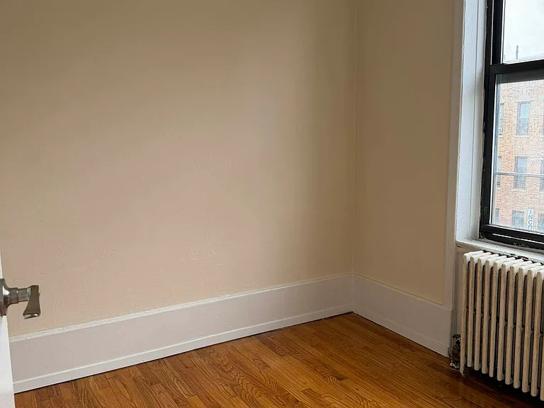 24-35 Steinway St #17 — Photo 8
