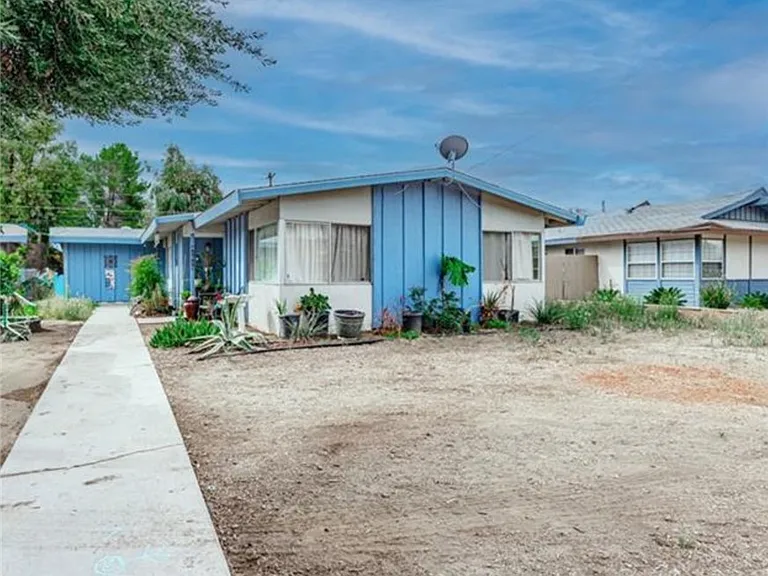 41517 Marine Dr — Photo 1