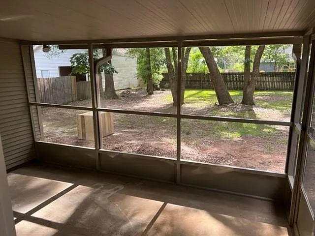 64 Helen Dr — Photo 22