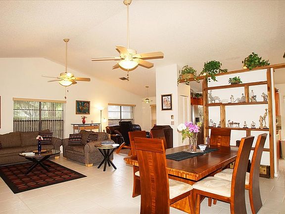 2nd image of 10945 Cypress Run Cir