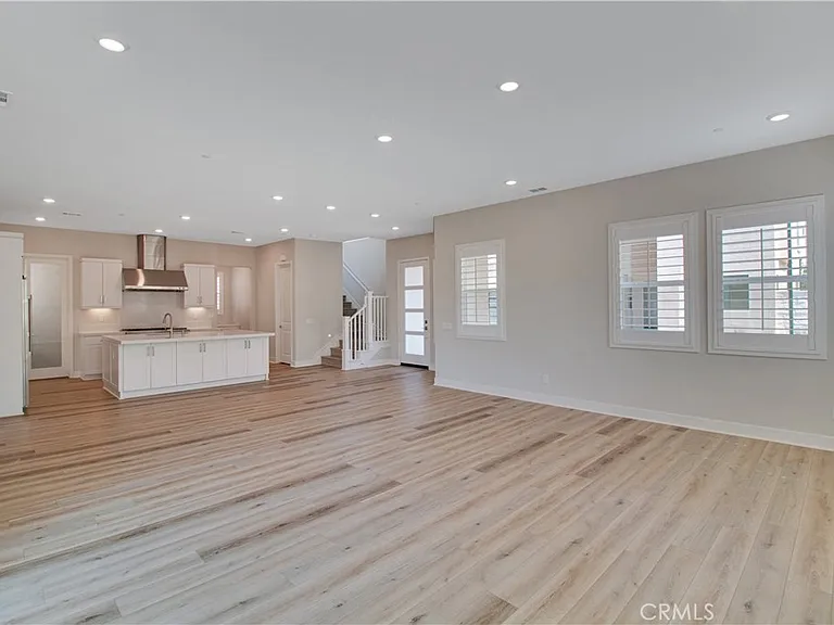 27031 California Ct — Photo 5