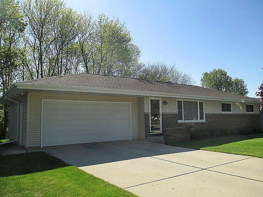 1st image of 127 Dewey Ln