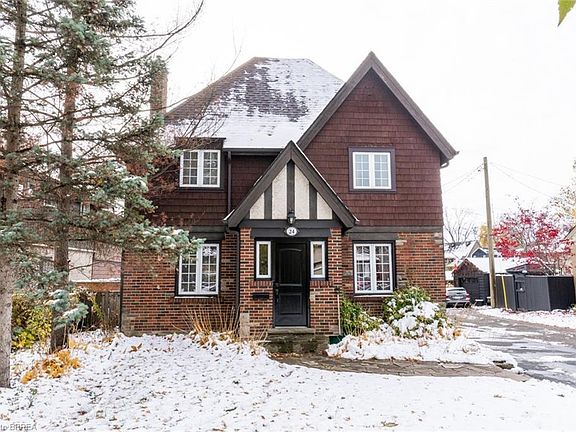 3rd image of 24 Lincoln Ave