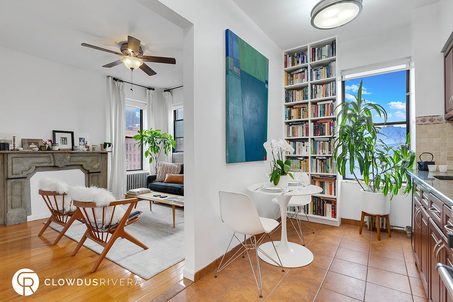 375 West 46th Street — Photo 2