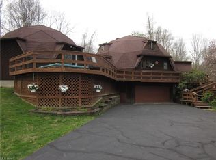 8597 Cable Line Rd, Ravenna, OH 44266