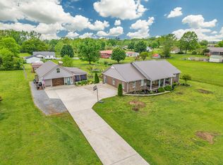 7 Julia Cir, Fayetteville, TN 37334
