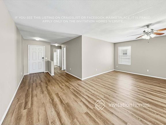 5th image of 3035 E Santa Rosa Dr