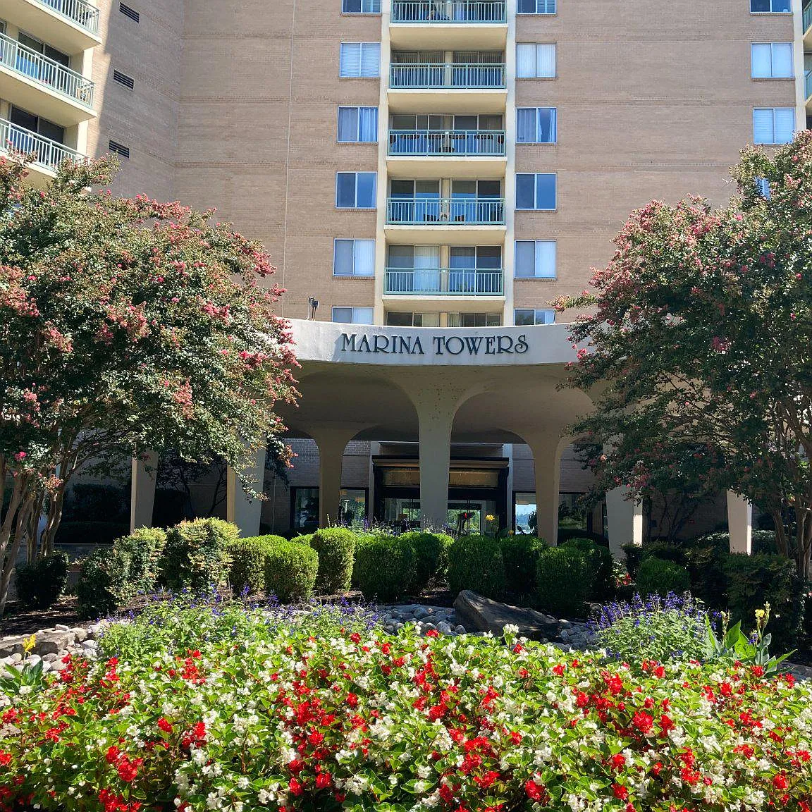 2 bed, 2212 sqft, $3,300 — Photo 1