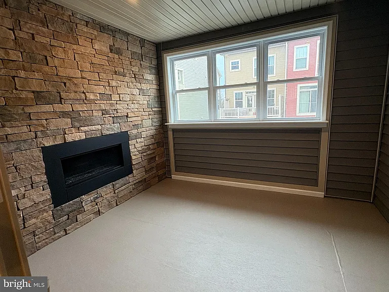 8711 Shady Pines Dr — Photo 15
