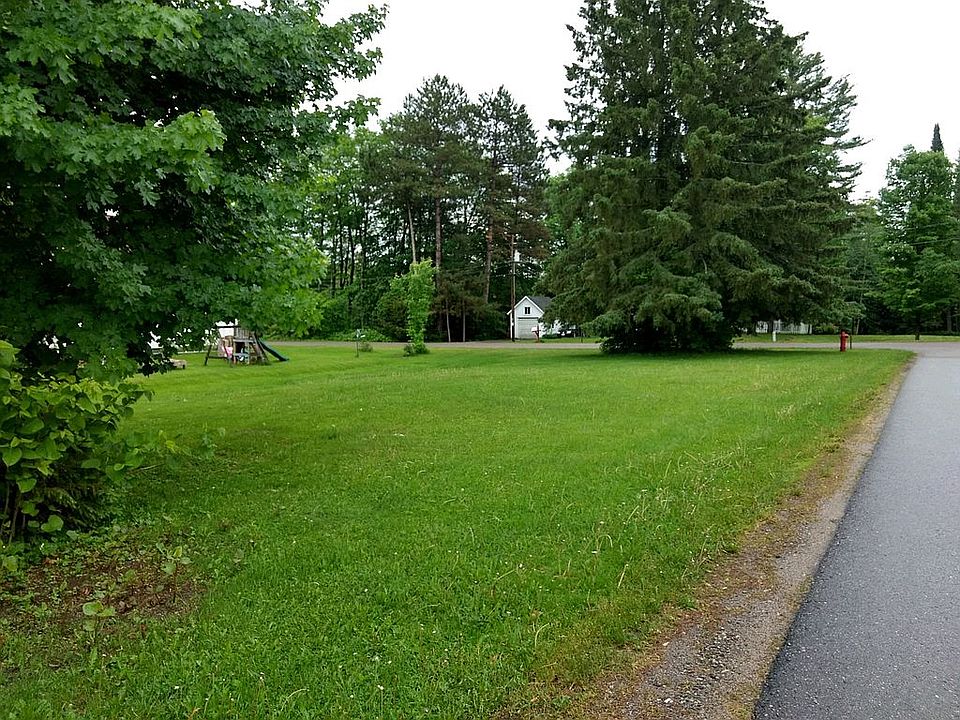 2nd image of Pioneer St