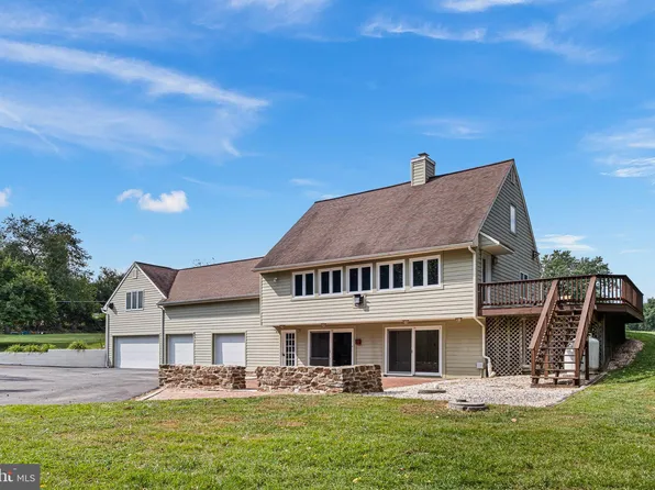9285 Hickory Hill Rd, Oxford, PA 19363