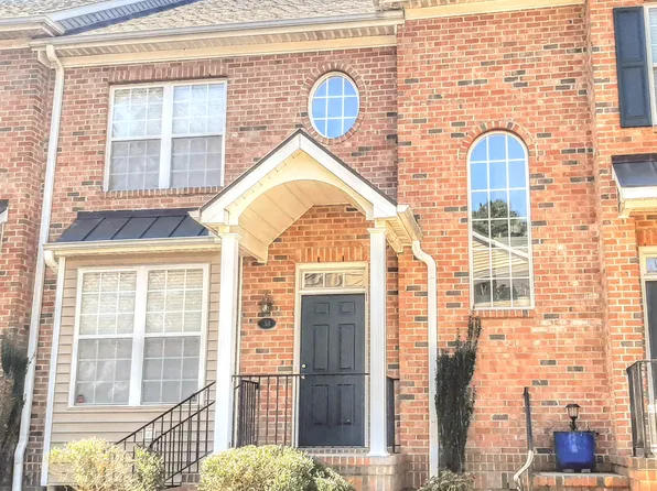 38 Scottish Ln, Durham, NC 27707