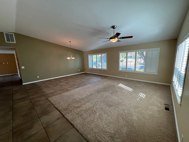 4565 Fairway Dr — Photo 3