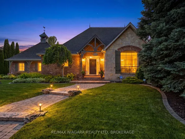 9 Lucia Ct, Niagara On The Lake, ON L0S 1J0