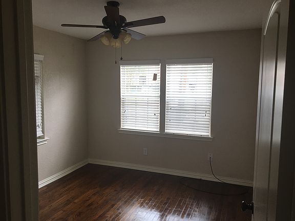 5th image of 5024 Ennis St APT 4