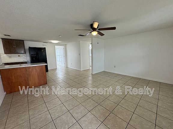 3rd image of 7639 Jasmine Blvd