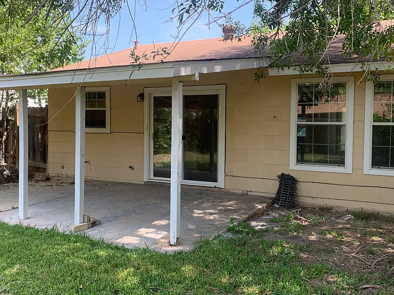 8503 Glen Ct — Photo 9