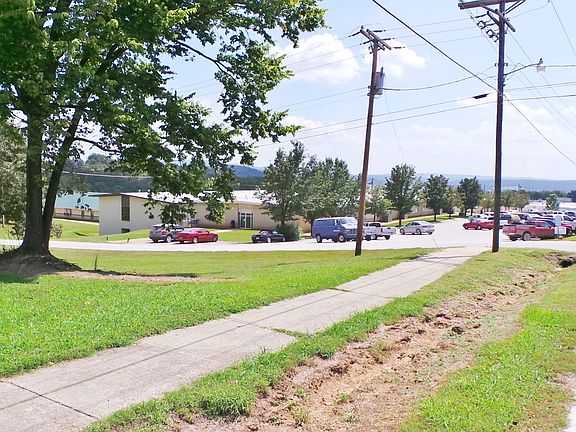 4th image of N Panther Ave