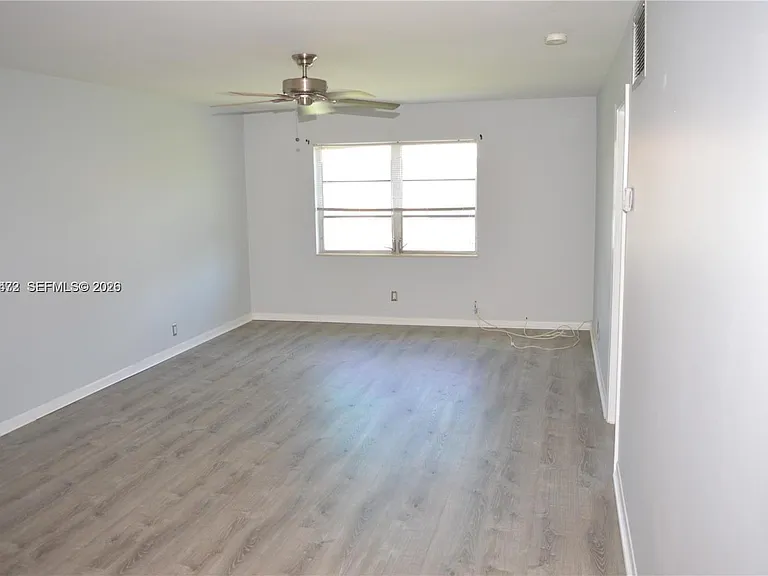 9 NE 19th Ct #204C — Photo 3
