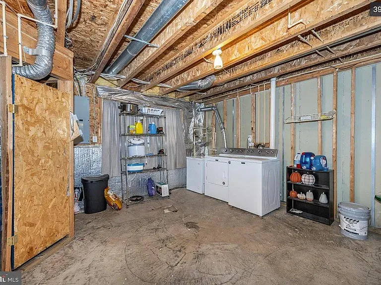 Unit Photo