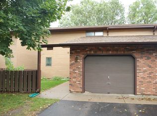 434 E 11th St APT F, New Richmond, WI 54017