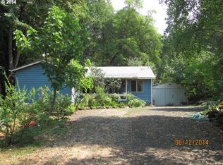 6104 Little River Rd, Glide, OR 97443