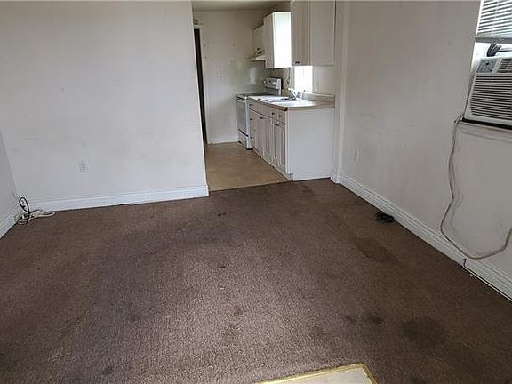 4th image of 811 21st St