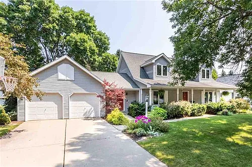 1266 Dover Ln Photo 1