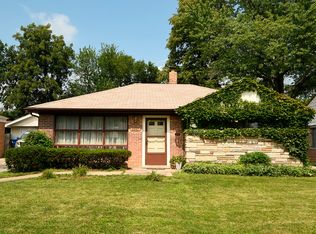 2242 Spruce Rd, Homewood, IL 60430